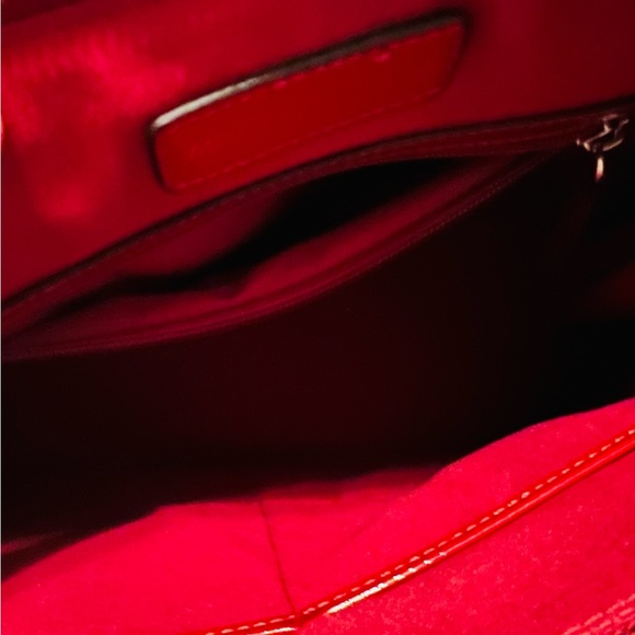 Adrienne Vittadini Woman’s bag , red dome satchel. - Picture 5 of 5